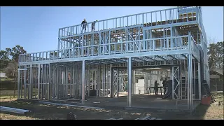 STEEL FRAME Construcción en seco casa de dos plantas