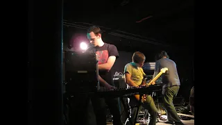 Emeralds - "Genetic" Live (2010 Tour Video)
