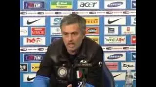 Mourinho attacca la Juve:"In Italia l'area di rigore è di 25 metri"