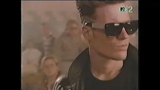 Vanilla Ice featuring Naomi Campbell - Cool as Ice (Everybody Get Loose)