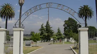 Home of Peace cemetery(Curly Howard,Shemp Howard , etc.) The three stooges