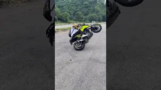 @motovloggerjannustuntz do wheelie on duke 250#shorts