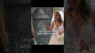 Dj tries on wedding dresses 《Fuller house》(tv show clip)