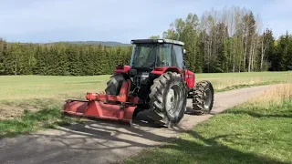 Köp Traktor Massey Ferguson 4270 på Klaravik