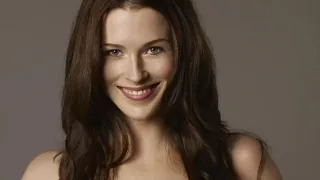 32 Beautiful Pictures Of Bridget Regan 2022 - 2023 (American Actress)