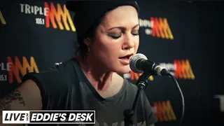 Sarah McLeod - Gravity (Live From Eddie's Desk) | Triple M