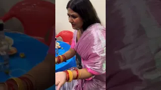 Mere Husband Mujhko Pyar Nahi Karte// Inke Husband Inko Pyar Nahi Karte// Hema Sharma viral video
