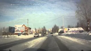 Стрежевой, 2014 02 03 ВАЗ 21099 хотел проскочить