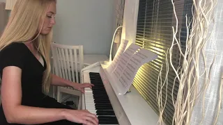 Bella's Lullaby by Carter Burwell, Twilight Soundtrack - Piano Cover by Emilie Filipek