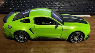 1:24 Maisto Custom 2014 Street Racer Mustang