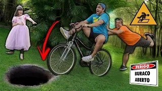 LUCCAS NETO APRENDENDO A ANDAR DE BICICLETA SEM RODINHA (VÍDEO EDUCACIONAL)