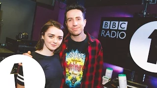 Sophie Turner Gets Her Revenge On Maisie Williams