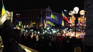 #ЕвроМайдан - Dakha Brakha заканчивают свое выступление гимном Украины - 28 ноябяр 2013