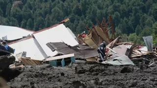 Heavy rains cause deadly mudslide in Chile