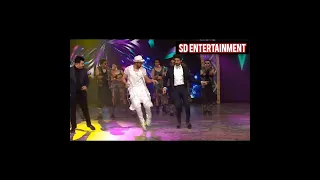 Hrithik Roshan and Kartik Aaryan dance together at Star Screen Award | SD ENTERTAINMENT | #ytshorts