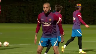 Dani Alves looks fit as he joins training for first time since Barca return.