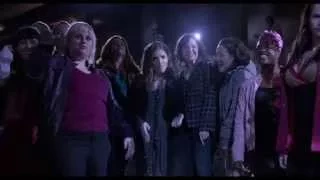 Pitch Perfect 2 | Best of PP1 | Clip 5 - The Bellas performs No Diggity