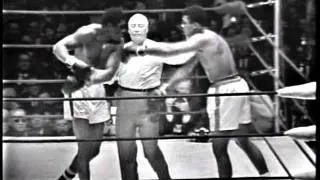 Muhammad Ali vs Ernie Terrell Part 3