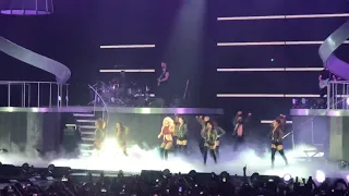 Britney Spears - Work Bitch live Paris