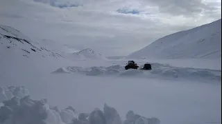 Арктика , северная земля остров большевик