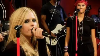 Avril Lavigne - Girlfriend [Live at Orange Lounge Studio] 2007