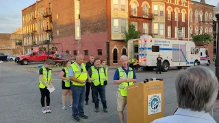 Watch now: Davenport holds press conference after an apartment building collapses downtown