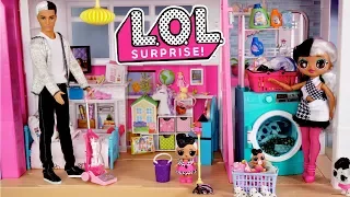 Familia LOL OMG Dollie Rutina de limpieza en Mansion de Barbie