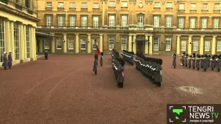 Как королева Елизавета II встретила Назарбаева в Лондоне