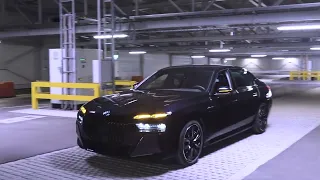 Automatisiertes Fahren im Werk beim BMW 7er pilotiert