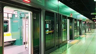 서울지하철 2호선 성수역의 전동차들 / Seoul Line2. Seongsu station train