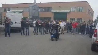 Stefano Scauri - Exibition on 150cc Vespa Drag