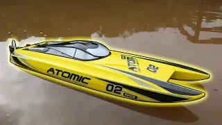 My Boat is SINKING!!! - FAST BIG Brushless RC Boat - TheRcSaylors