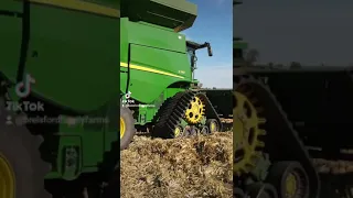 Phone break 📟📟 // John Deere combine s790