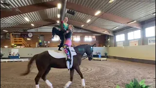 Julia och Joanna Pas De Deux