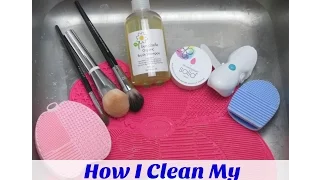 How I Clean My Brushes | Different Options | LisaSz09