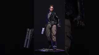 AMAZING Terminator Figure by Hot Toys!