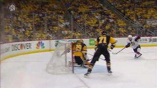 Pageau roofs Ryan’s no-look feed over Fleury