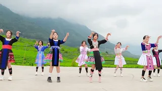 Ntxhais Hmong Dance Seev Cev_SK T