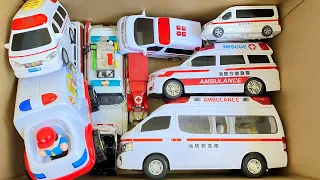 【GO! GO! Ambulance】14 Miniature Ambulances Racing Down the Slope with Sirens Blaring!