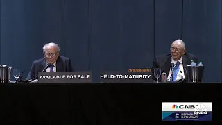 Warren Buffett breaks down the need to surround yourself with positive people