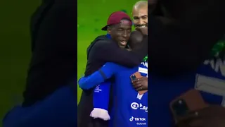 Tears of joy😖.. Angolo kante family after his team won... ✨🏆