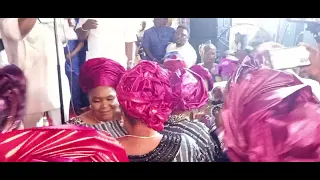 K1 DE ULTIMATE HAILS   KEJI  ATOYEGBE ON HER INSTALLATION AS YEYE OGE OF OWORONSHOKI