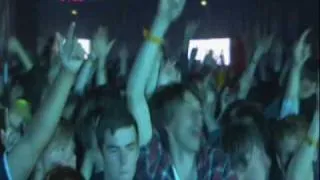 We Are Scientists - Nobody Move, Nobody Get Hurt | Live @ T in the Park 2010 (HQ)