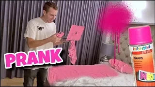 Ich sprühe alles von Julian PINK an - PRANK  😂 | Bibi