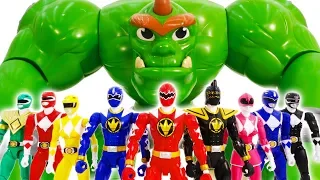 Power Rangers & Marvel Avengers Toys Pretend Play | Superhero Summon Zord vs Giant Monster ToyBattle