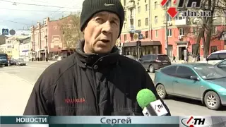 21.04.15 - В Харькове площадь Руднева стала площадью Небесной сотни. Правда, пока неофициально