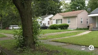 Homeowner, 62, fatally shoots acquaintance he says was threatening to him, girlfriend