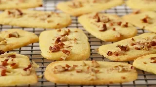 Butter Cookies Recipe Demonstration - Joyofbaking.com