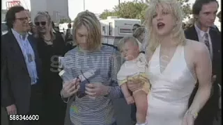 Kurt Cobain and Courtney Love Arriving at the 1993 MTV Video Music Awards Red Carpet.