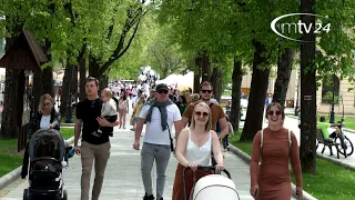 Majowy najazd turystów na Krynicę Zdrój